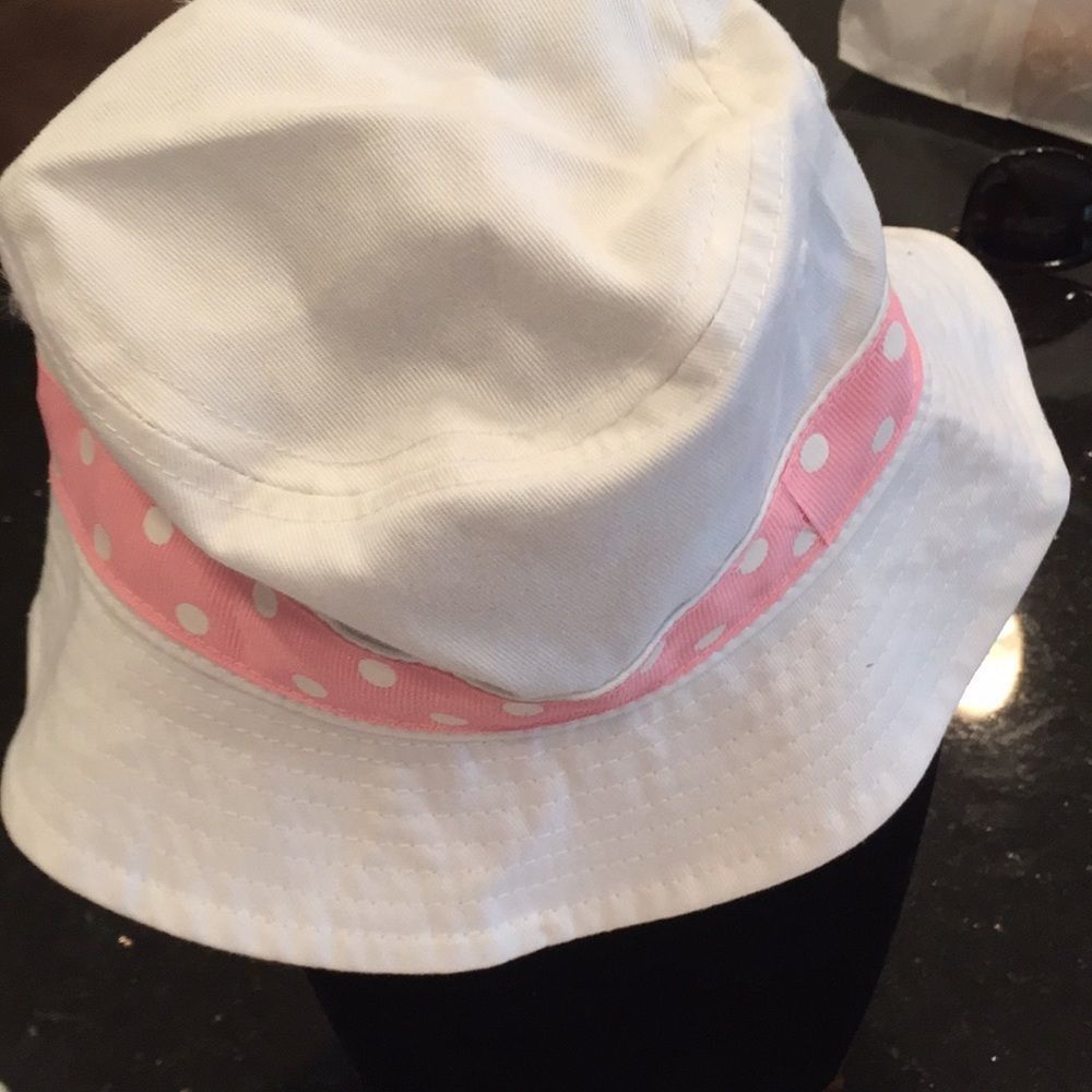 Baby ๐ผ โ๏ธ hat bucket hat last one - Picture 5 of 5